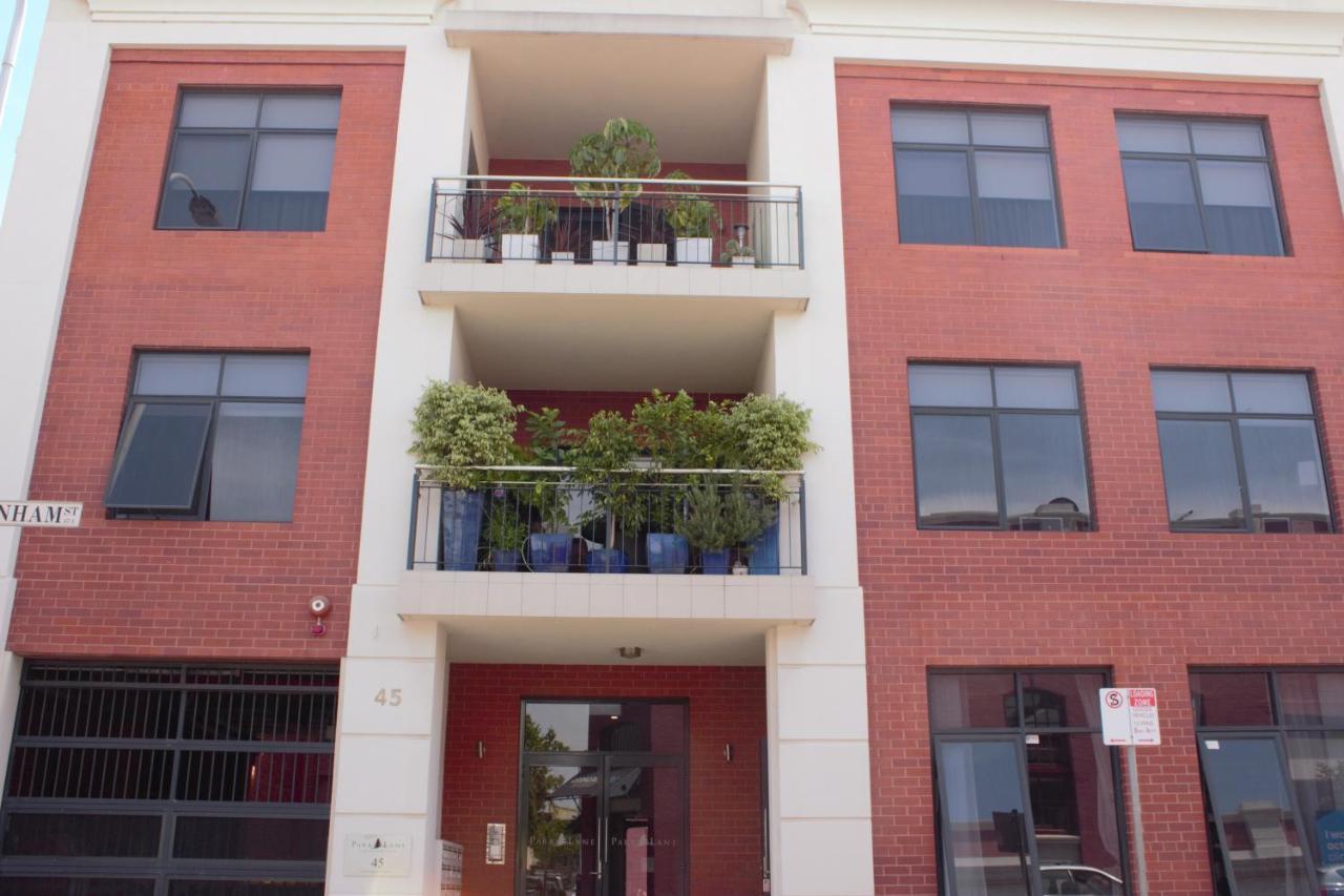 Parklane Apartments Fremantle Esterno foto