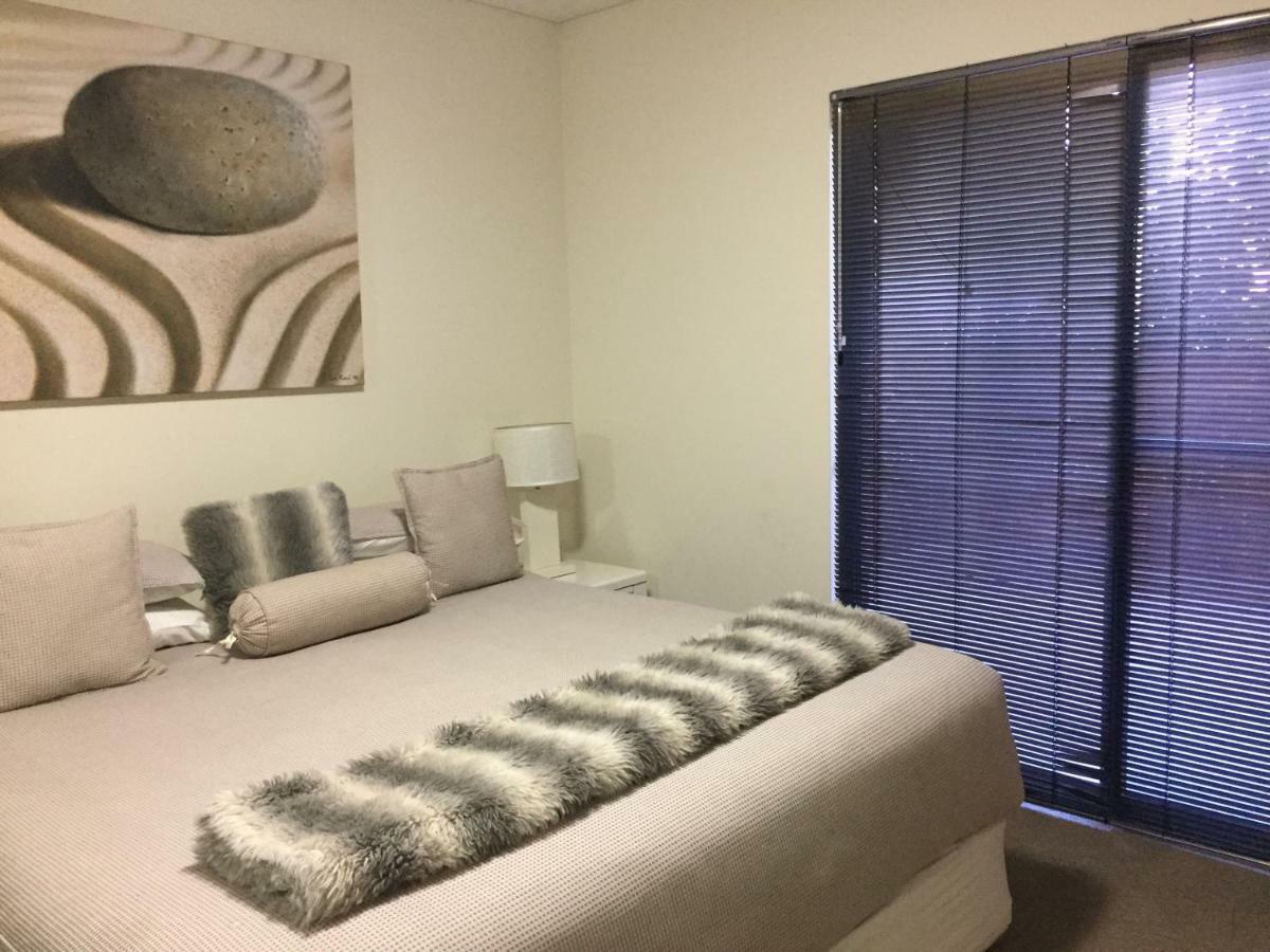 Parklane Apartments Fremantle Esterno foto